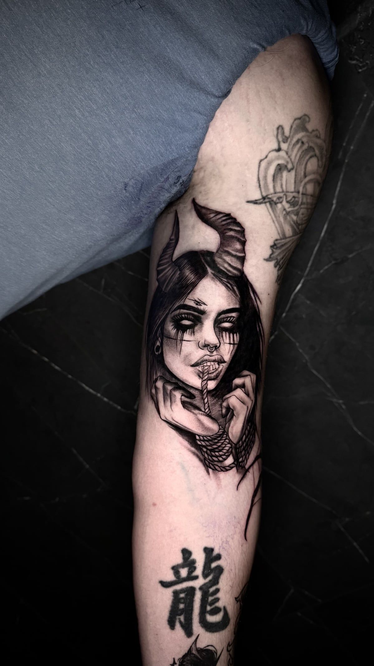 dark work Tattoo